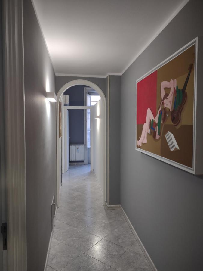 Central Apartment A Due Passi Dal Porto Palermo Luaran gambar