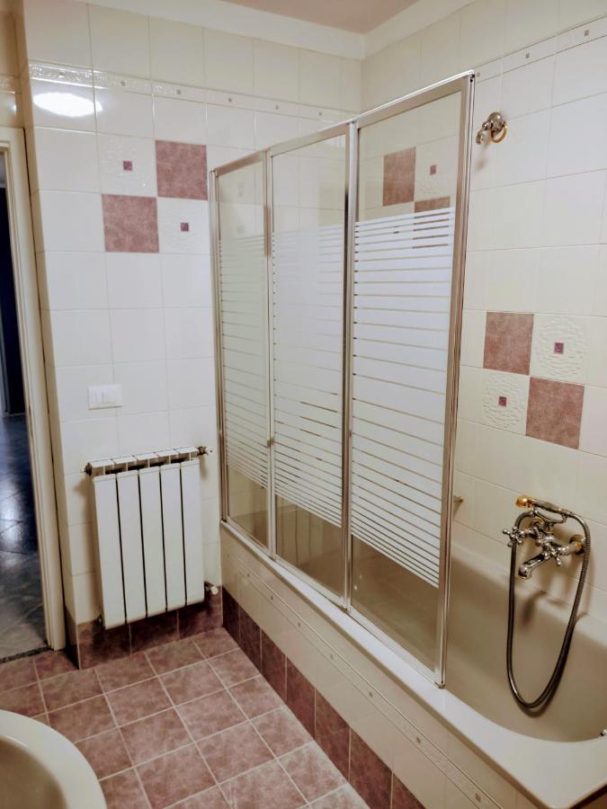 Central Apartment A Due Passi Dal Porto Palermo Luaran gambar